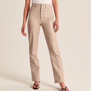 Abercrombie Vegan Leather 90s Straight Pant Light Taupe